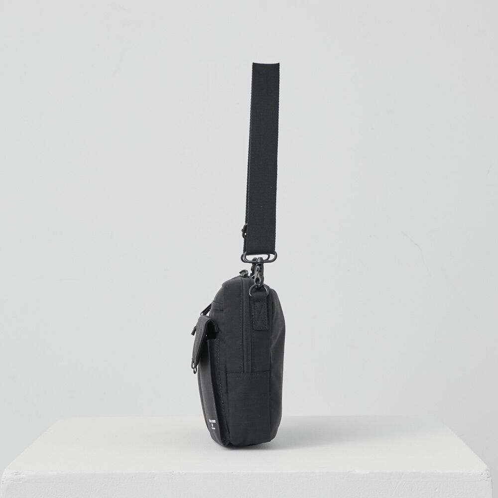 Nylon OX SHOULDER BAG / BLACK | R/F STORE | SQU
