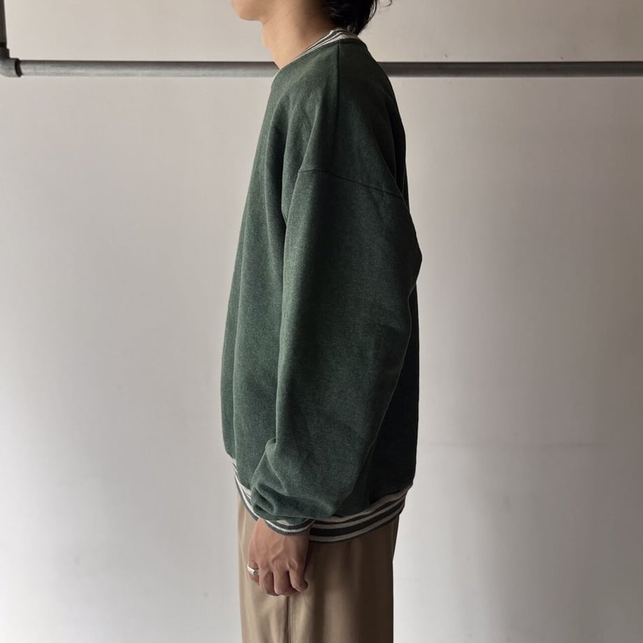 637af2c7bd5e4d4b6759c143