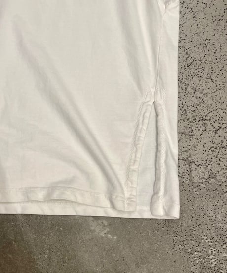 90s-00s “Reebok” memorial remake v-neck slit no-sleeve