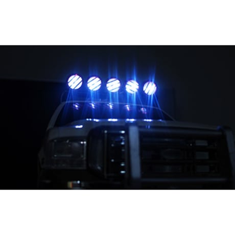 YEAH RACING 1/10 クロ－ラー用アクセサリー5灯LEDフォグランプ（白）アルミステー付 ブラック