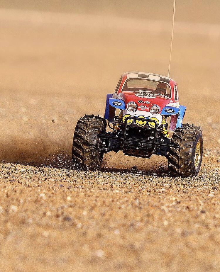 タミヤ 1/10RC モンスタービートル （2015）組み立てキット