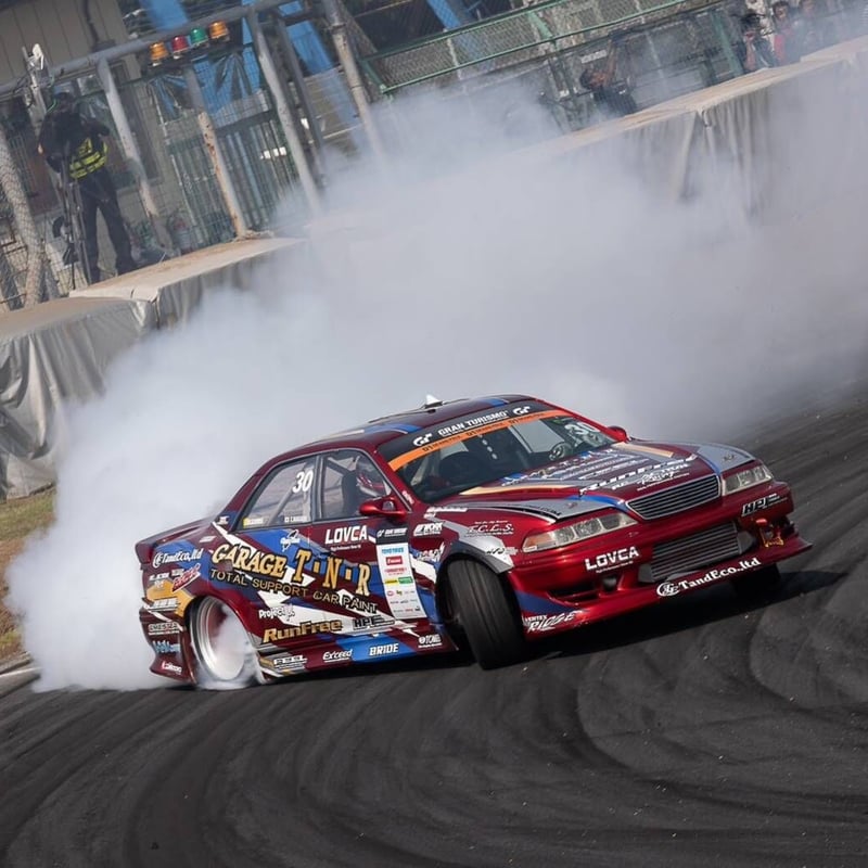 □送料無料□LOVCA PREMIUM-RACING 5W-40 4L SP□特殊減摩技術×エ