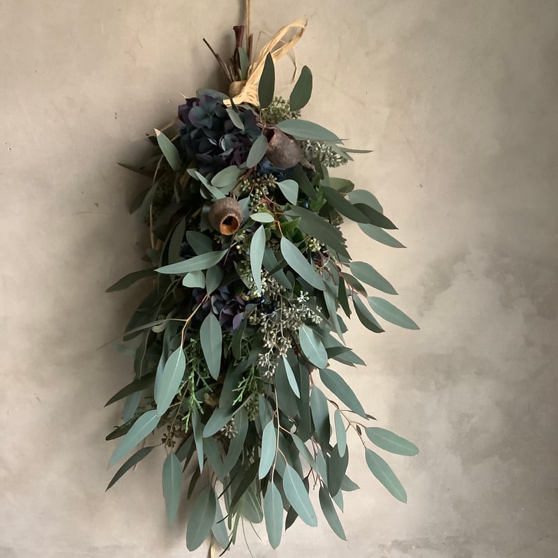 Eucalyptus & antique hydrangea Swag (ユーカリとアンティ...