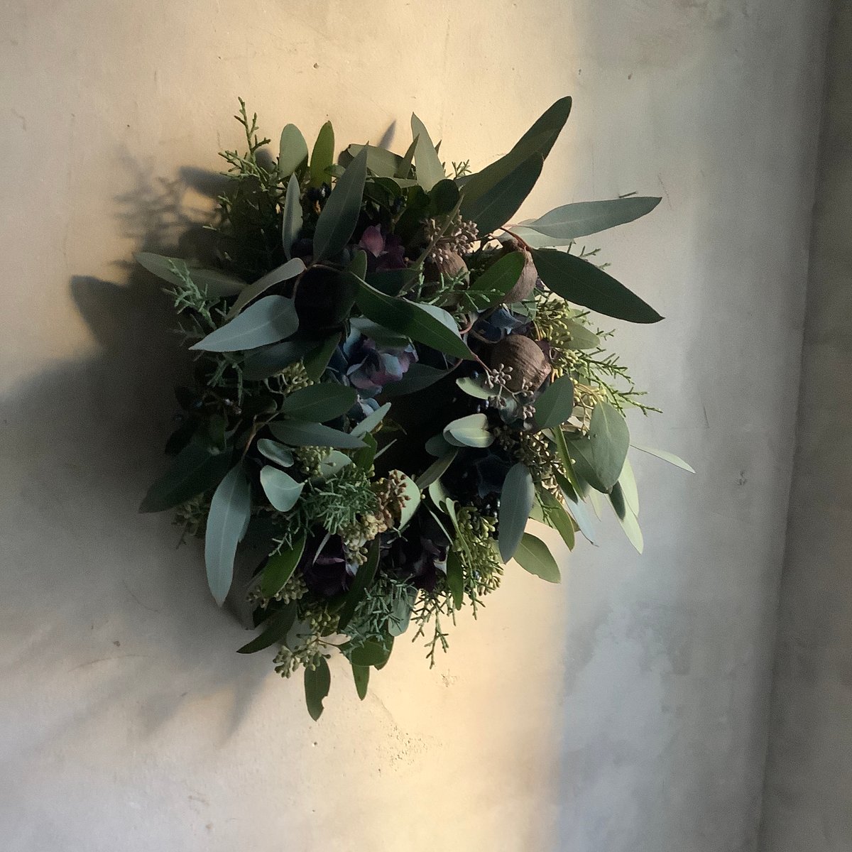 3mixed wreath {eucalyptus,hydranngea,blue ice l