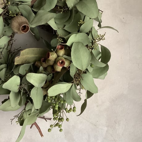Mixed dry eucalyptus wreath"Douglas" (ユーカリミックスリース "ダグラス")