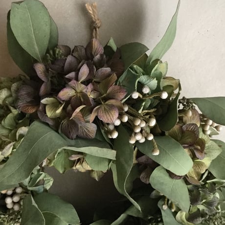 Autumn Hydrangea  & Eucalyptus Wreath (秋色紫陽花とユーカリのドライリース)