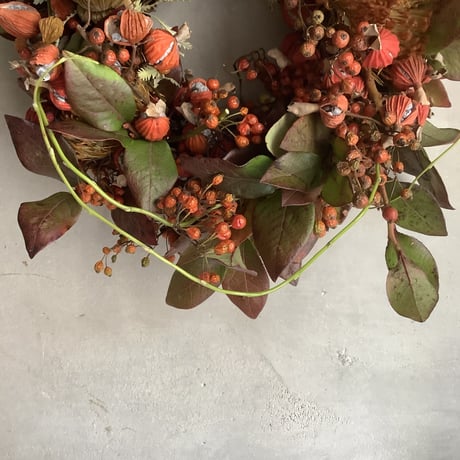 blossoms Fall wreath (秋の実物リース)