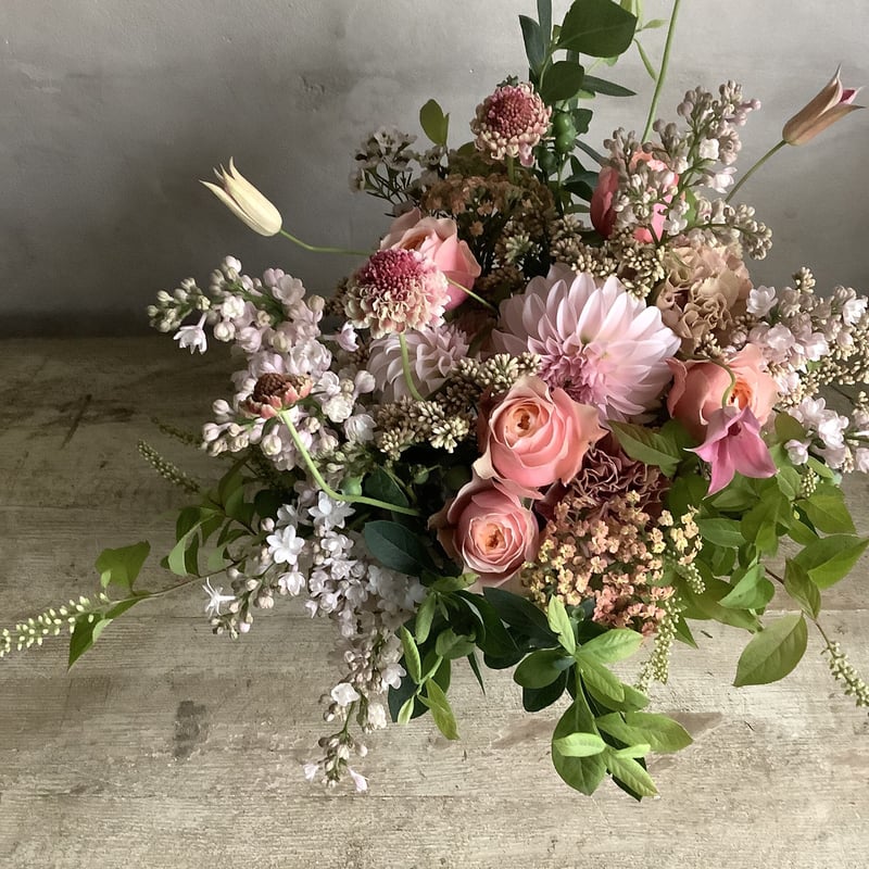 お届け日指定あり：季節のお花・おまかせアレンジ EX (*中国