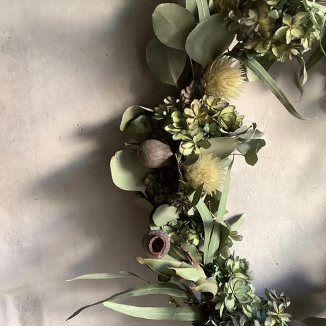 Antique hydrangea & eucalyptus oval wreath (アンティーク紫陽花とユーカリのオーバルリース）
