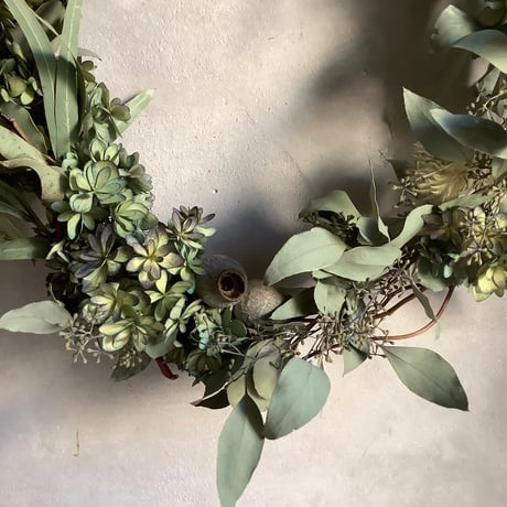 Antique hydrangea & eucalyptus oval wreath (アンティーク紫陽花とユーカリのオーバルリース）
