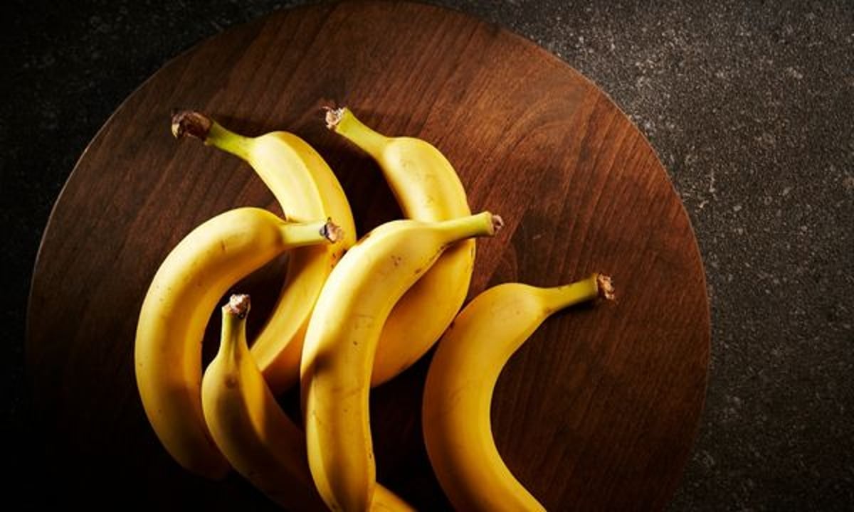 バナナ fit=pad,format=jpeg,w=1200