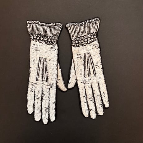刺繍のグローブ
