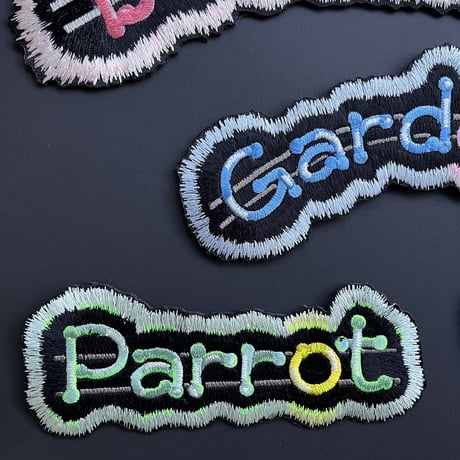 parrotのネオンサイン
