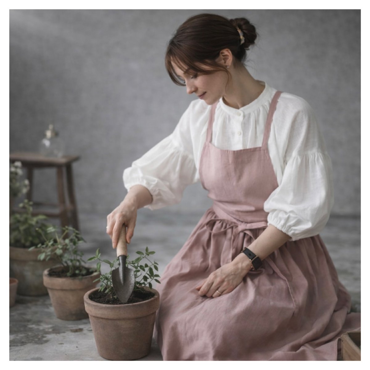 そのままお出かけリネンギャザーエプロン／コットンリネンエプロン