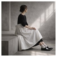 岡山県児島デニムで魅せる、ギャザーたっぷりカフェエプロン／6オンスくったりソフトデニムエプロンスカート／オフホワイト