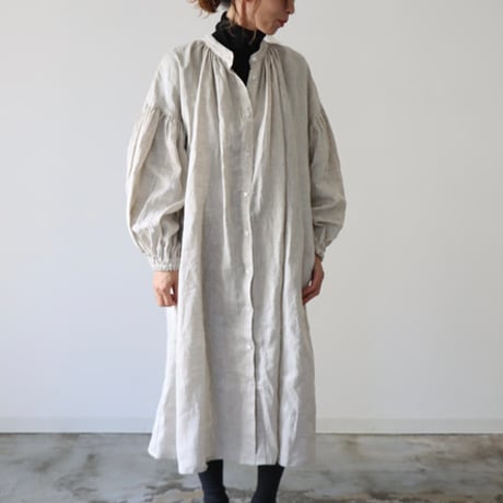 ヨーロッパリネン100%お袖ギャザーのシャツワンピース／リネンシャツワンピース／生成り／linum kyoto
