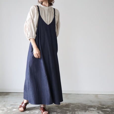 岡山児島デニムで仕立てた、美シルエットAラインデニムエプロンドレス／デニムエプロンワンピース／インディゴ／linum