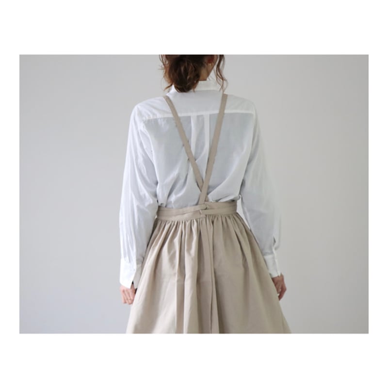 そのままお出かけリネンギャザーエプロン／おうち時間もお洒落に過ごす