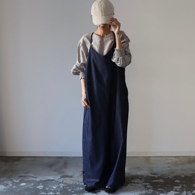 岡山県倉敷市児島デニムで魅せる、ゆったりサロペットパンツ／くったり