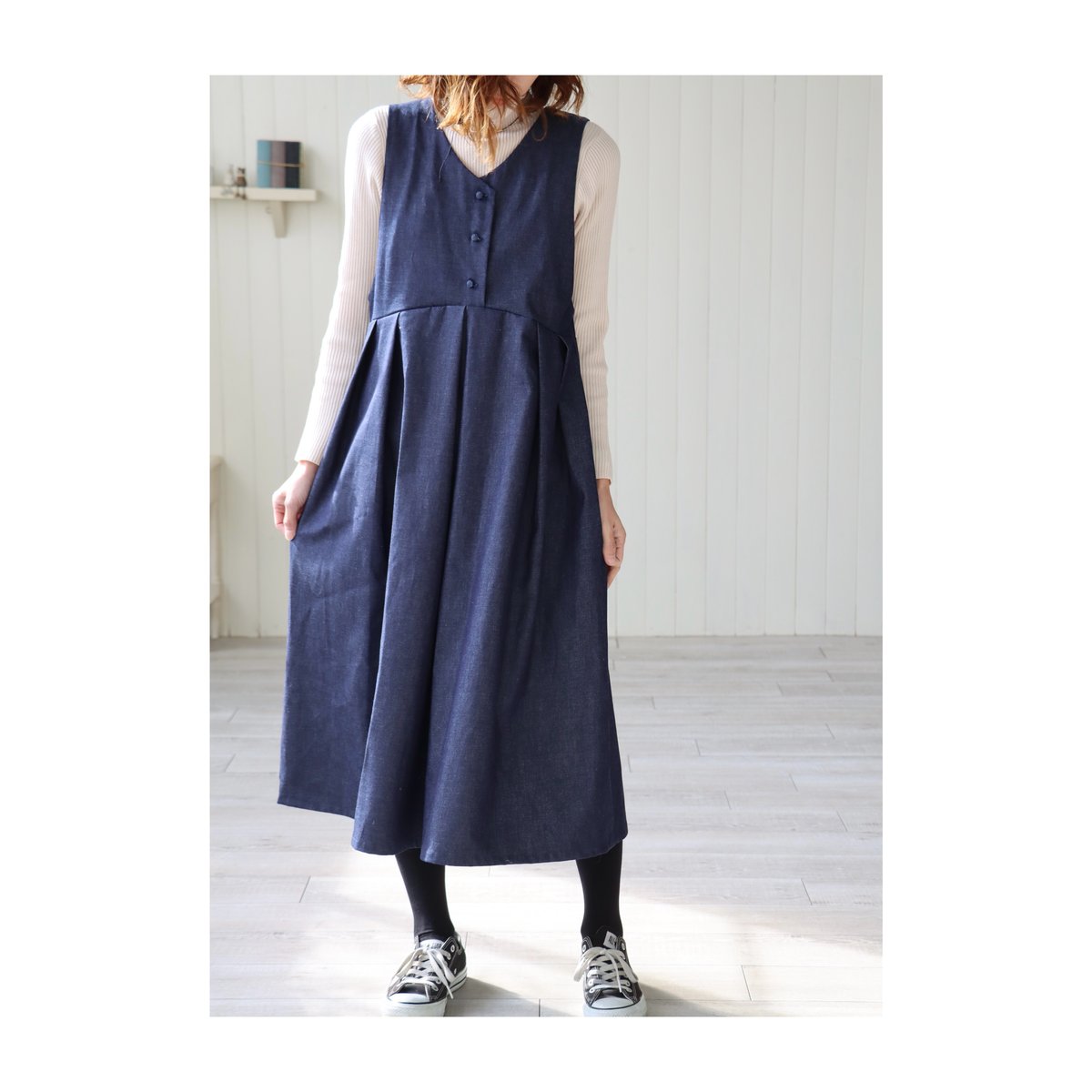 くるみボタンをあしらった岡山児島デニムワンピース／8オンスく