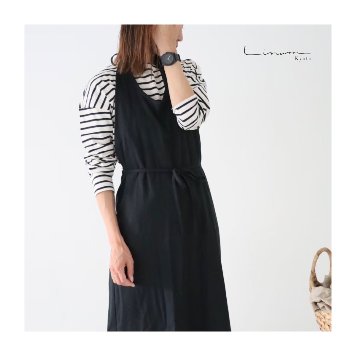 Instagramで人気の作家様　エプロンワンピース生成り　ハンドメイド作家様 Instagramで人気の作家様 エプロンワンピース生成り