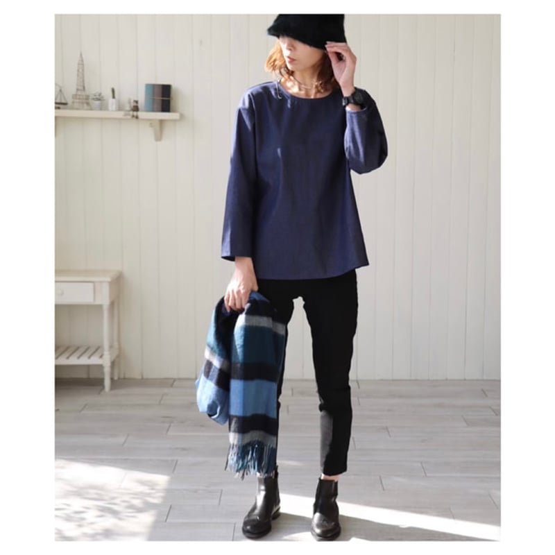 モンプチデニムのブラウス加工インディゴトップス 岡山県児島デニムブラウス／シンプルさを追求した、8オンスソフト