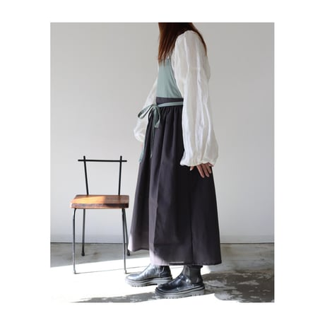 【リネンエプロン】周りと差のつくそのままお出かけバイカラーコットンリネンギャザーエプロン／ノーブルミント×チャコール
