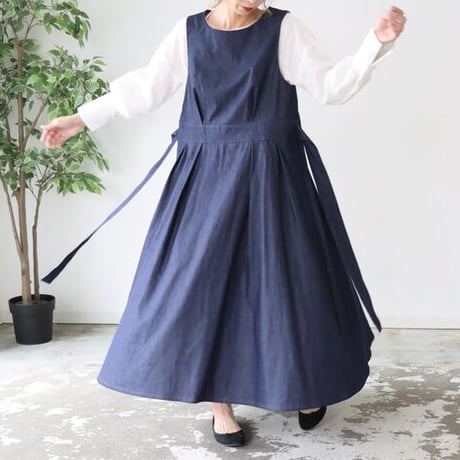 岡山県児島デニムで魅せる、ボリュームいっぱいデニムジャンパースカート／インディゴ／linum jean