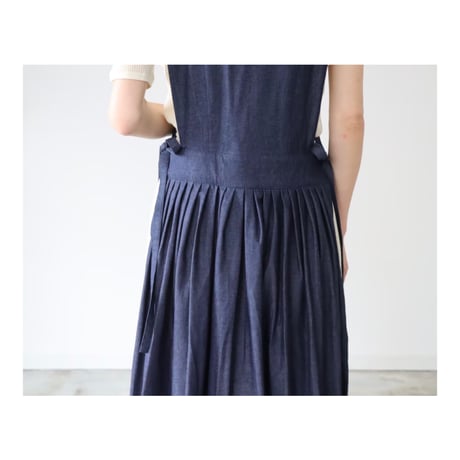 前後2wayデニムジャンパースカート／児島デニムエプロンワンピース／サイドリボンデザインエプロンワンピース／インディゴ