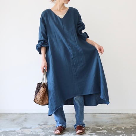 【全２２色】ふわふわ厚みが2倍！厚手ダブルガーゼワンピース／ボリューム袖のバックタックVネックリラクシングワンピース