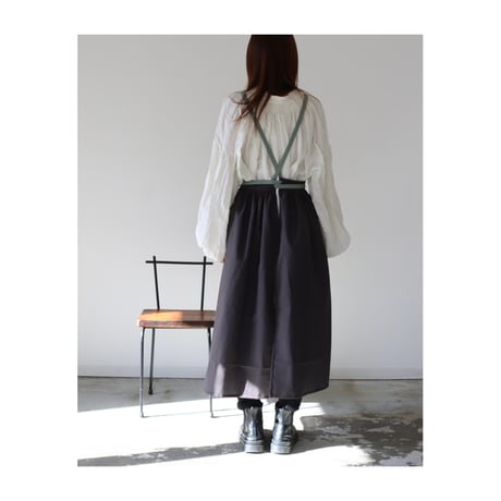 【リネンエプロン】周りと差のつくそのままお出かけバイカラーコットンリネンギャザーエプロン／ノーブルミント×チャコール