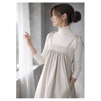 リネンエプロンワンピース／おうち時間もお洒落に過ごす柔らかハーフリネンギャザーエプロン／リネンエプロンドレス／生成り
