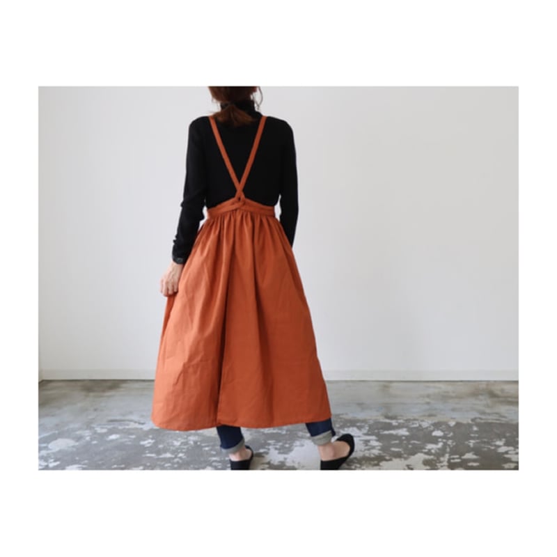 フレンチリネンギャザーたっぷりバッククロスエプロンドレス フレンチリネンギャザーたっぷりバッククロスエプロンドレス