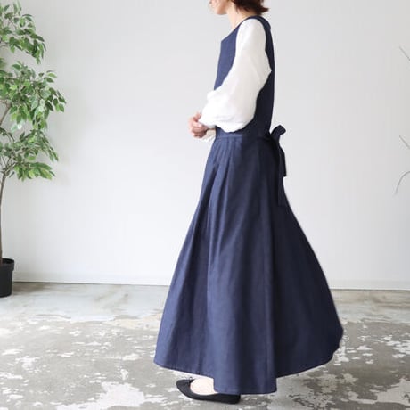 岡山県児島デニムで魅せる、ボリュームいっぱいデニムジャンパースカート／インディゴ／linum jean