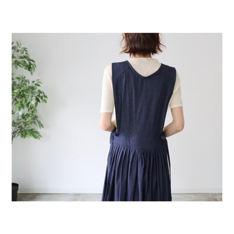 前後2wayデニムジャンパースカート／児島デニムエプロンワンピース／サイドリボンデザインエプロンワンピース／インディゴ