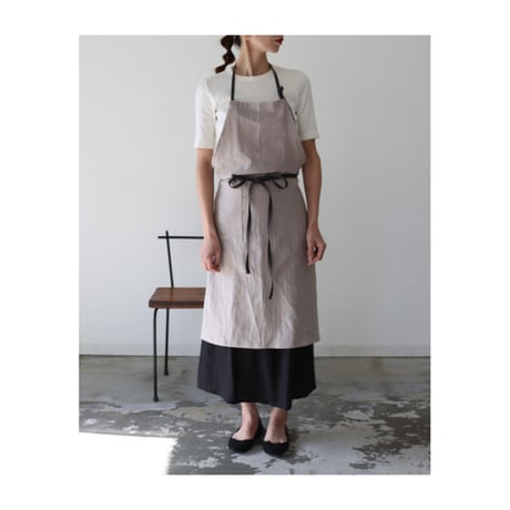 ふっくら厚さ2倍のとろみコットンダブルガーゼ×コットンリネンのシンプルなエプロン／グレージュ