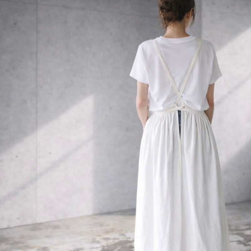 そのままお出かけリネンエプロン／おうち時間もお洒落に過ごす柔ら