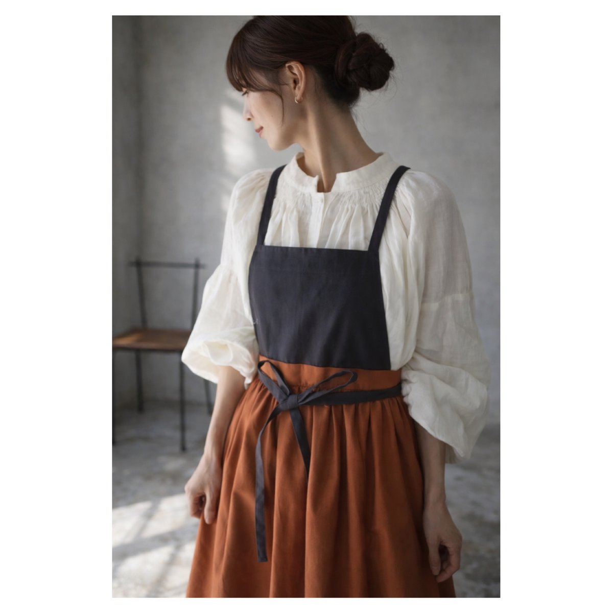 リネンエプロン】周りと差のつくそのままお出かけバイカラーコットン