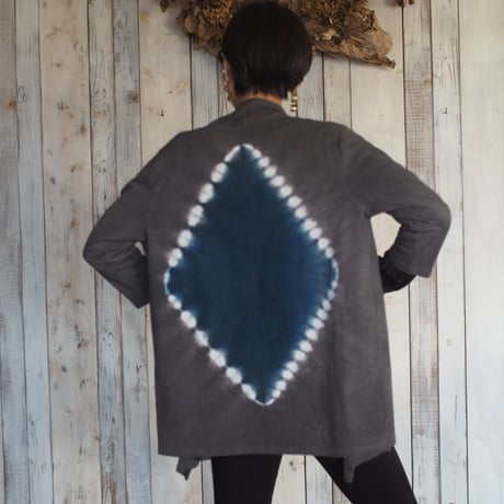 A HOPE HEMP Gathered 3/4 Cardigan（木五倍子×インド藍）