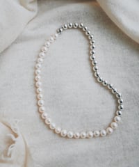 Silver & Pearl necklace 8mm