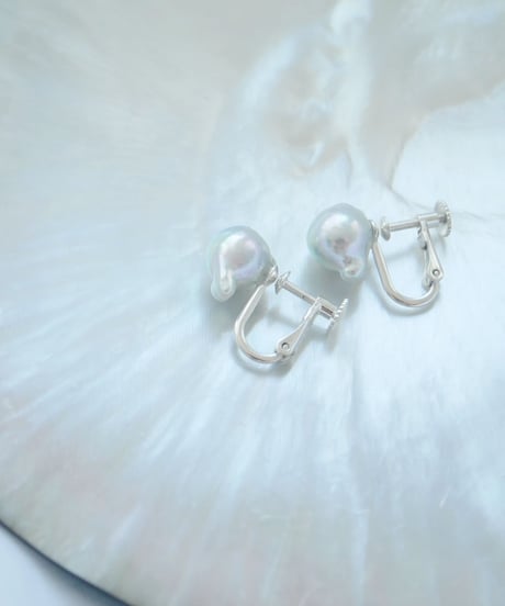 Baroque pearl earring no.2 (イヤリング)