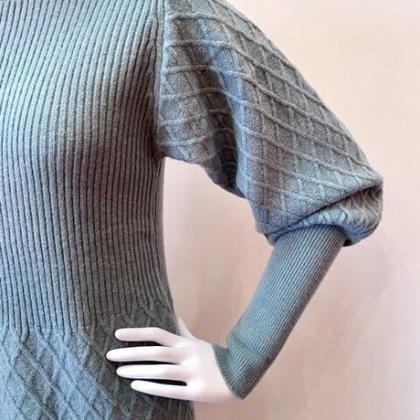 イタリアインポート　カシミアタッチ　バルーンスリーブニットワンピース　T-2095
