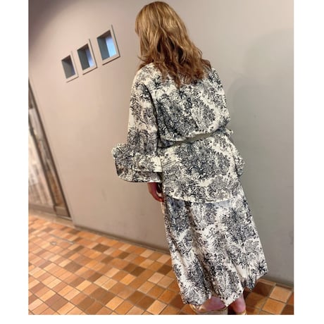 【S〜3Lサイズ】ジュイ柄ワイヤー入りシャツ