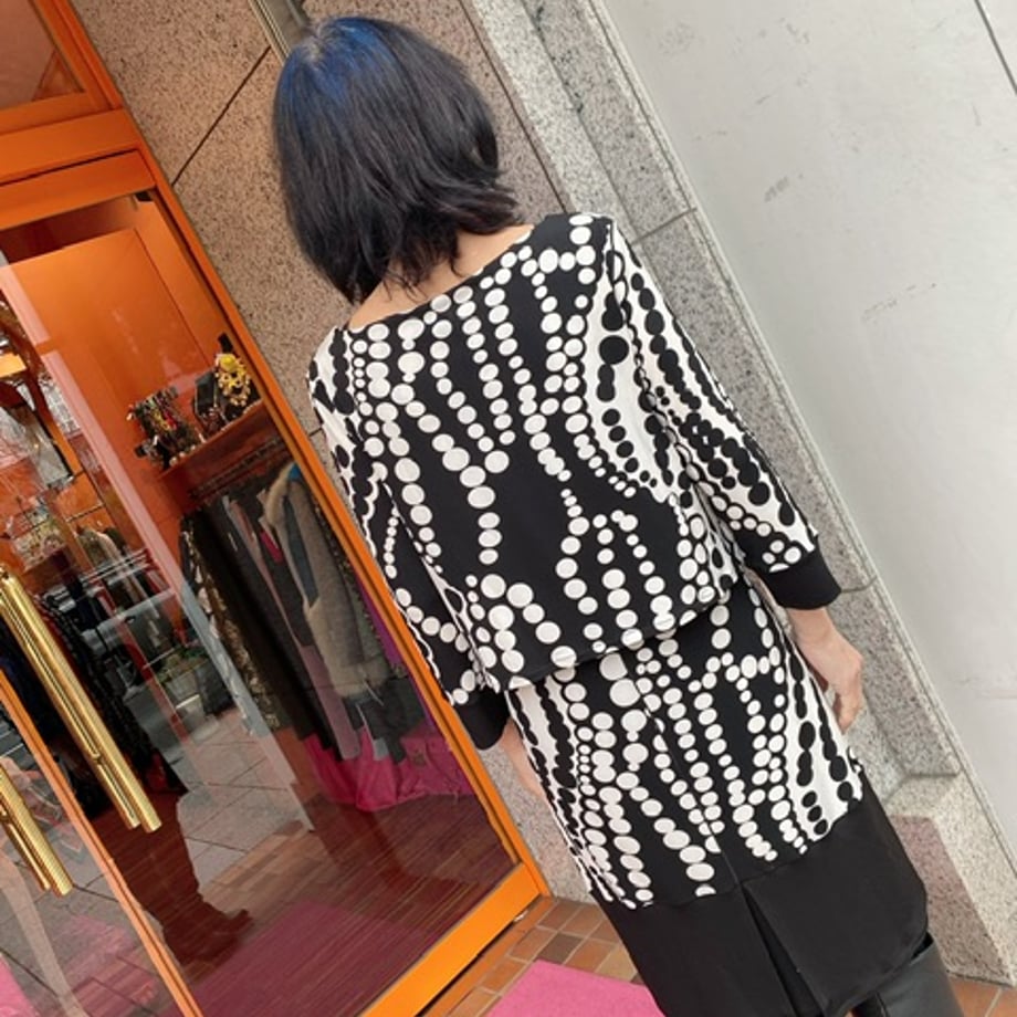 5db14371745e6c76be94c9a9