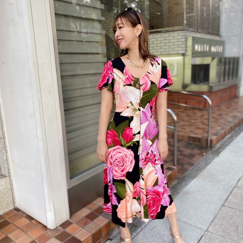 evavarroVネックウイングスリーブワンピース | aphrodite