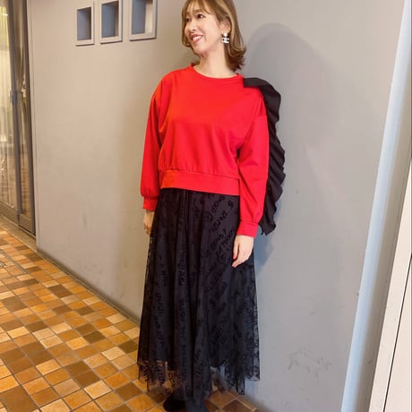 【XS〜Lサイズ】ショルダーフリルスウェット