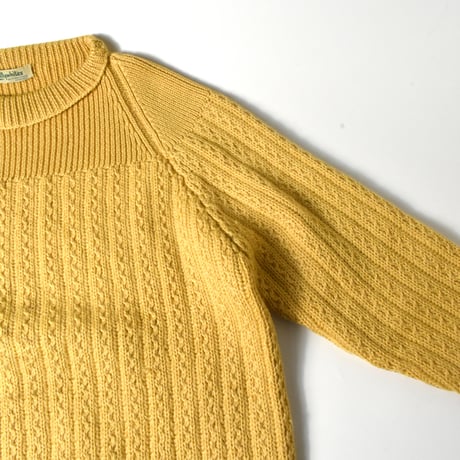 USED "LILLYWHITES" KNIT SWEATER