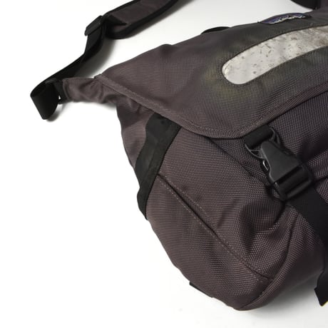 USED "PATAGONIA HALF MASS" MESSENGER BAG