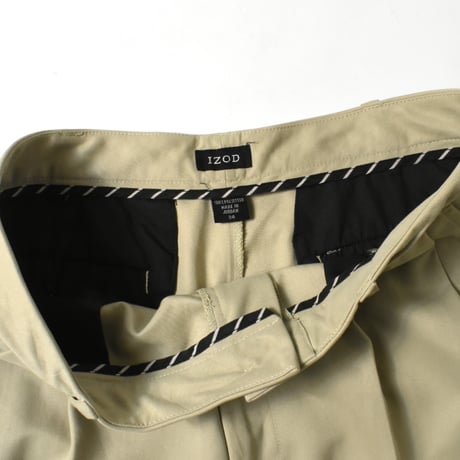 USED "IZOD" 2-TUCK SLACKS SHORTS