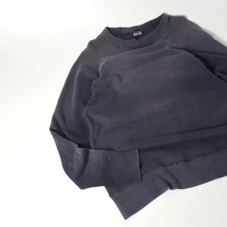 VINTAGE 50-60'S "B.V.D" WORNOUT RAGLAN SWEAT